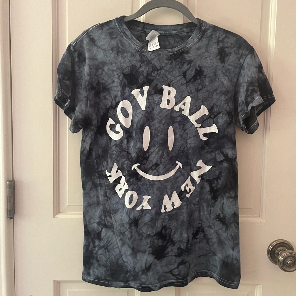 GOVBALL 2023 Black and white tie dye smiley face tee #indie
